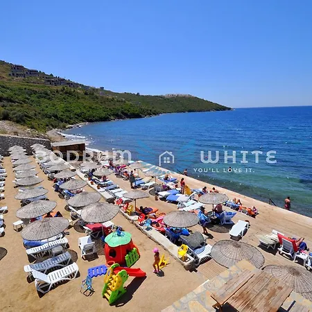 M3 Bodrum Flamingo 2 Bedroom Garden Pool Holiday Homes Bogazici