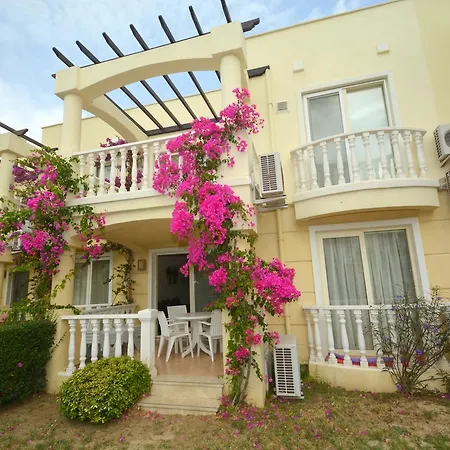 M3 Bodrum Flamingo 2 Bedroom Garden Pool Holiday Homes Feriehus *