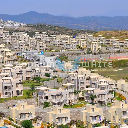M3 Bodrum Flamingo 2 Bedroom Garden Pool Holiday Homes